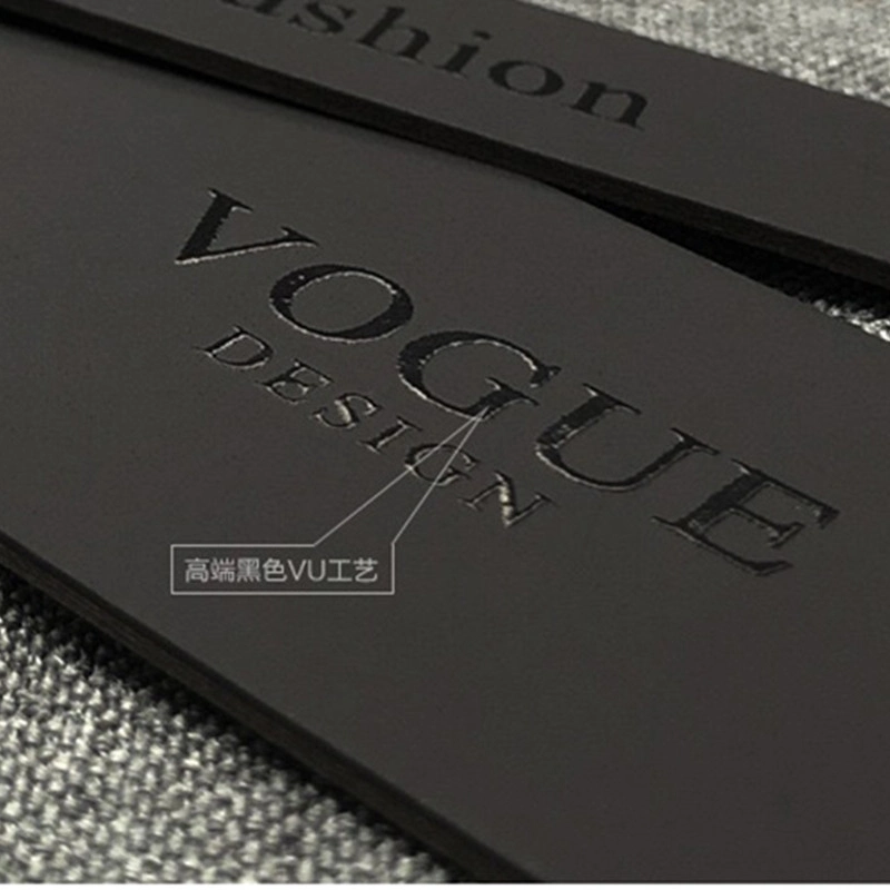 Specially Paper Plastic Tags Printing Embossed Foiled UV Price Hangtag Paper Tag for Jeans Clothing and Garments