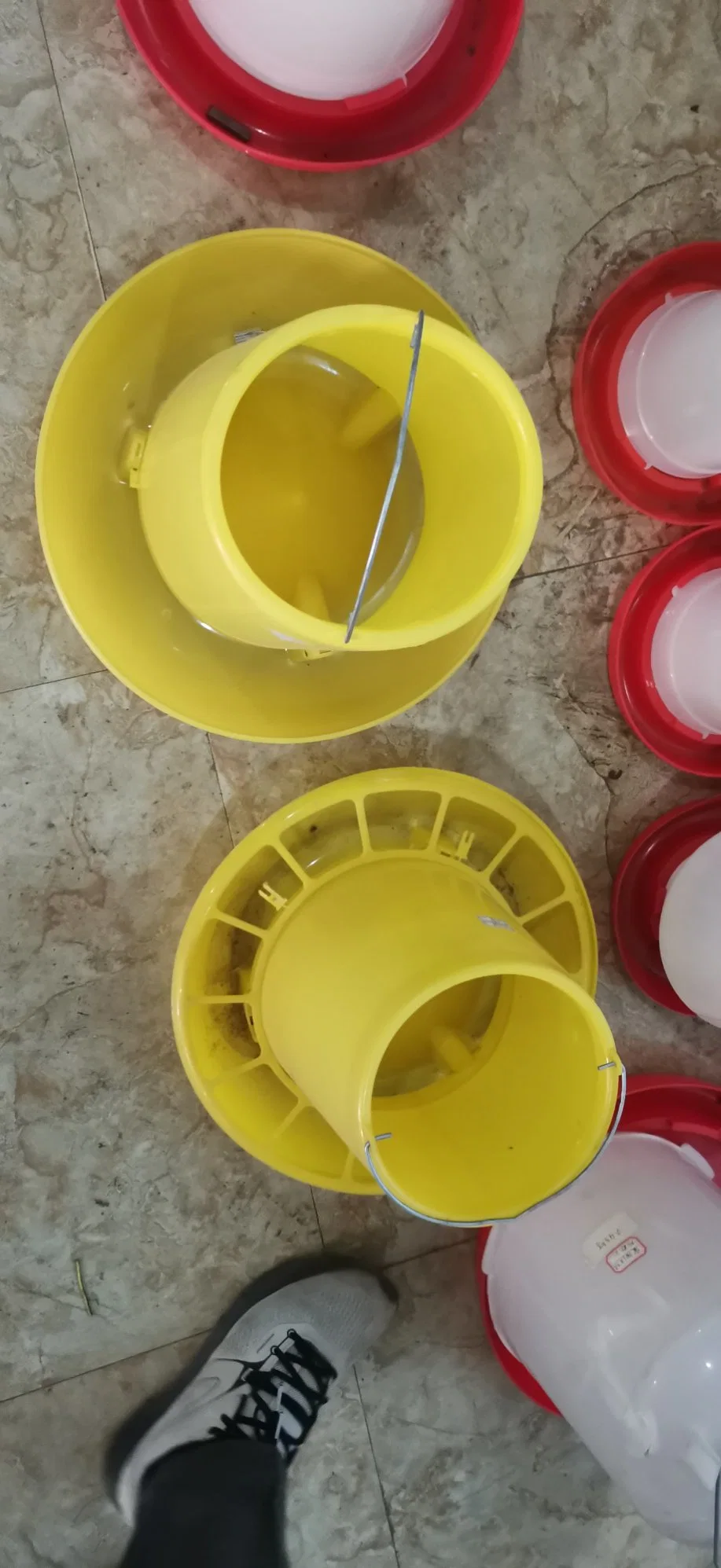 Convenient to Add Water Plastic Drinking System Chicken Water Bucket