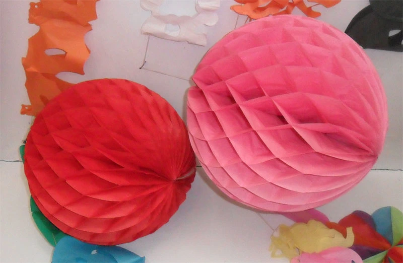 Tissue Paper Honeycomb Ball for Christmas Decoration