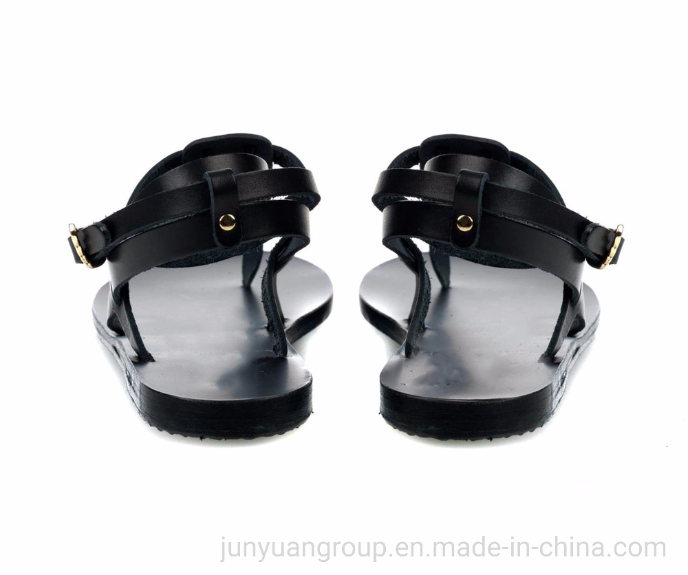 China Fabricante de OEM de la moda de verano de las mujeres negras sandalias PU Parte superior plana de las mujeres negras zapatos casual zapatos para damas