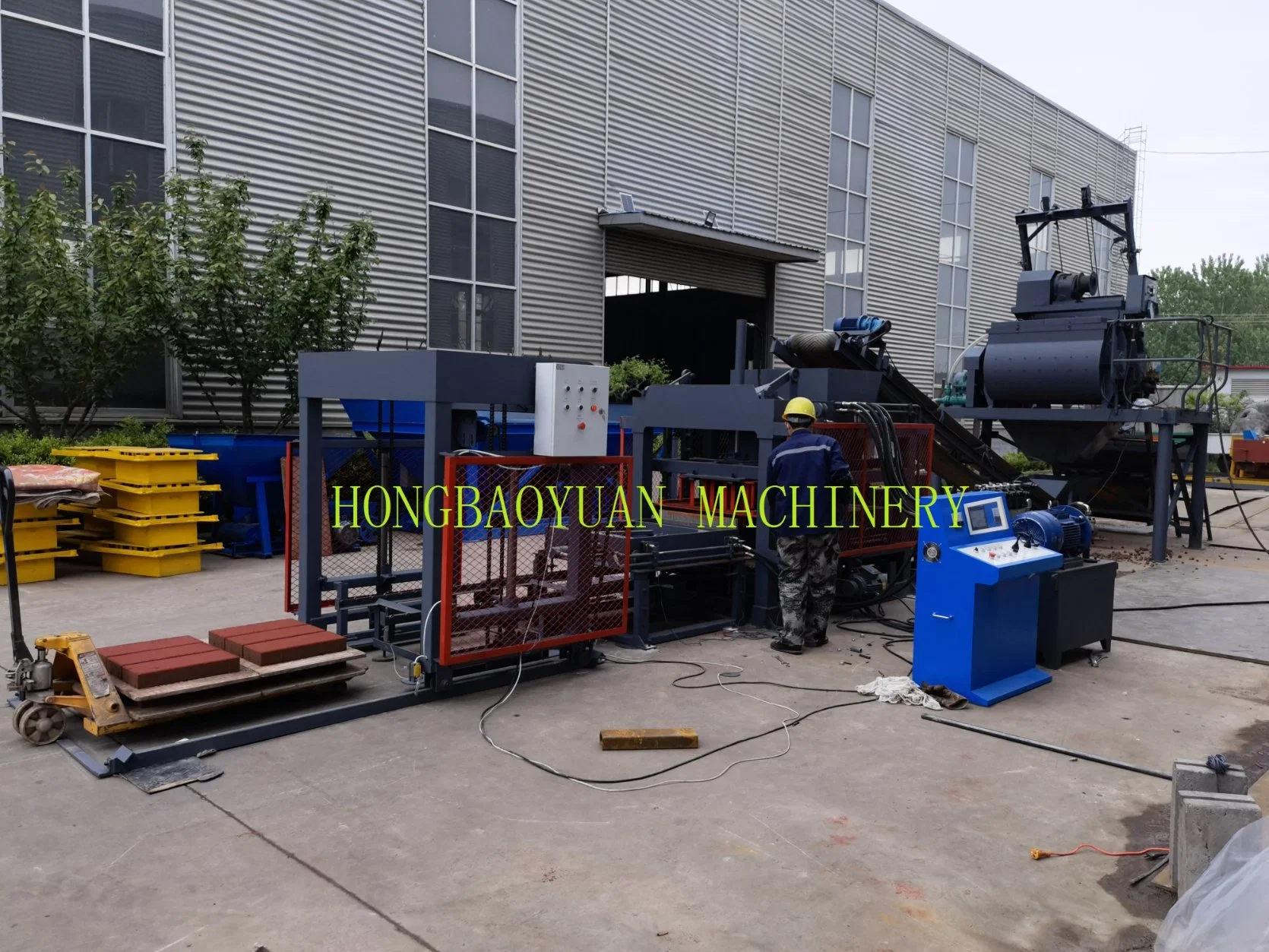 Senegal Interlock Pavers Block Making Machine Block Molding Machine Concrete