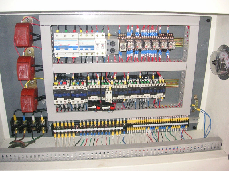 PVC Laminieren Vakuum Membran Pressenmaschine für die Holzbearbeitung (FM2500A-2)