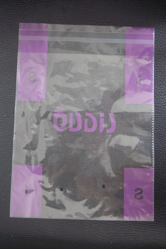 Clear BOPP Adhesive Resealable Plastic Bags for Textile (FLA-9513)