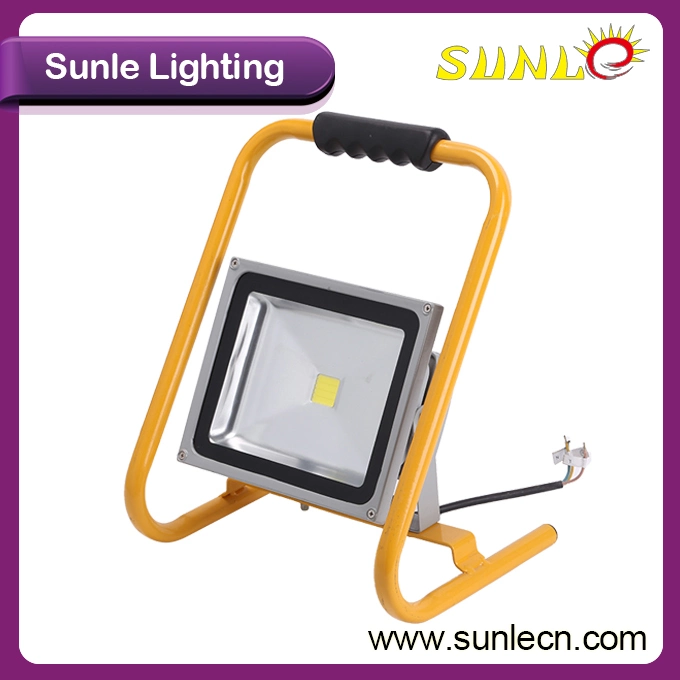 إضاءة LED عالية محمولة بمقبض أصفر بقدرة 50 واط (SLFL-WT05)