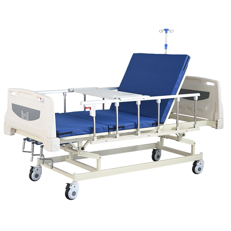 Manual Three Cranks Three Functions Adjustable Medical Hospital Bed on Casters for Patients as Hospital Equipment- E