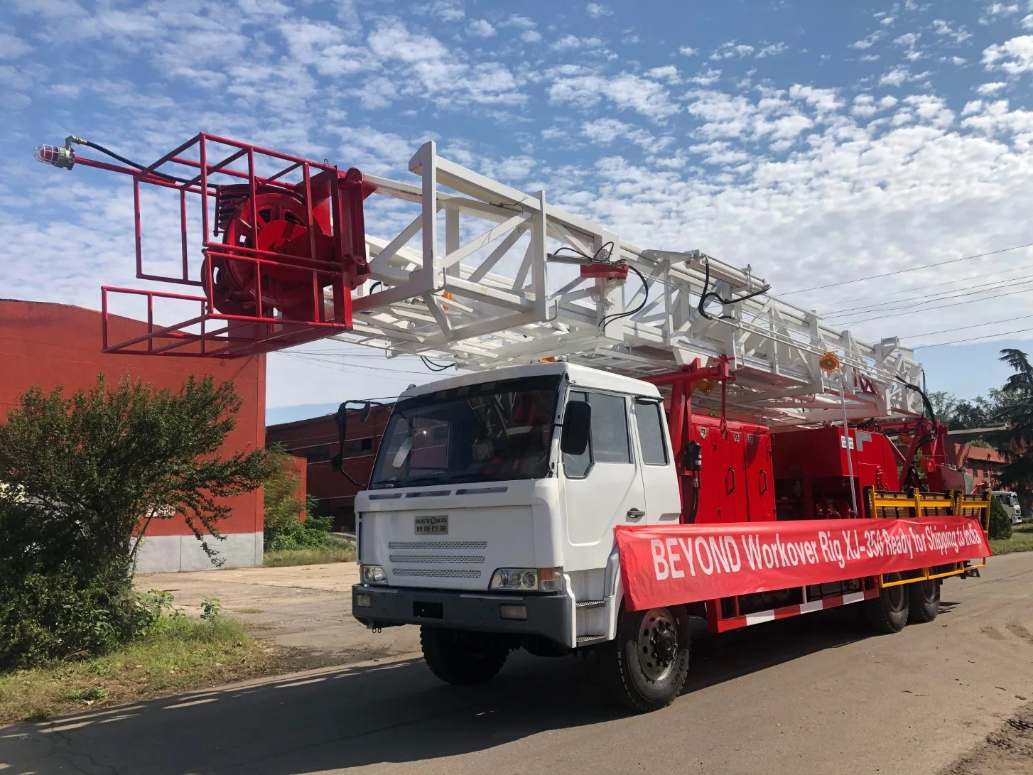 Forage sur camion de puits de pétrole Rig. De travail autonome onshore