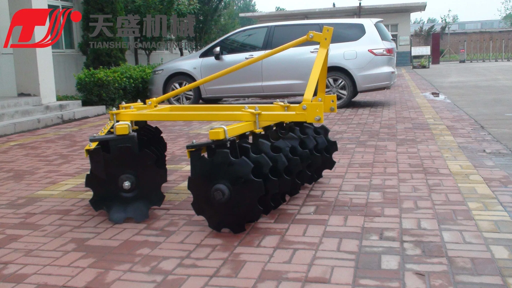 Disc Harrow Price 50HP Tractor 3 Point Hitch Linkage 26 Inch 20 Blades Disc Harrow