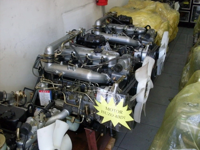 Good Sale 4 Cylinders 4 Stroke Water Cooling Isuzu Diesel Engine (4BE1)