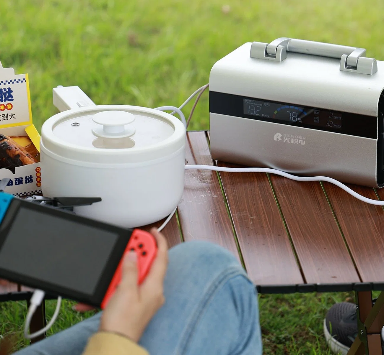 Mini batterie au lithium du générateur solaire solaire mobile Banque d'alimentation de puissance de la station de charge d'alimentation extérieur portable