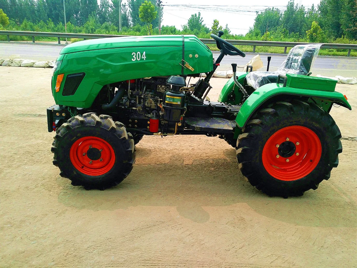 Máquinas agrícolas de máquinas agrícolas da CE Tk 49HP Real Compact Mini Trator como Tratores John Deere 4WD Weel com timão Power Agricultura trator pequeno para Fazenda