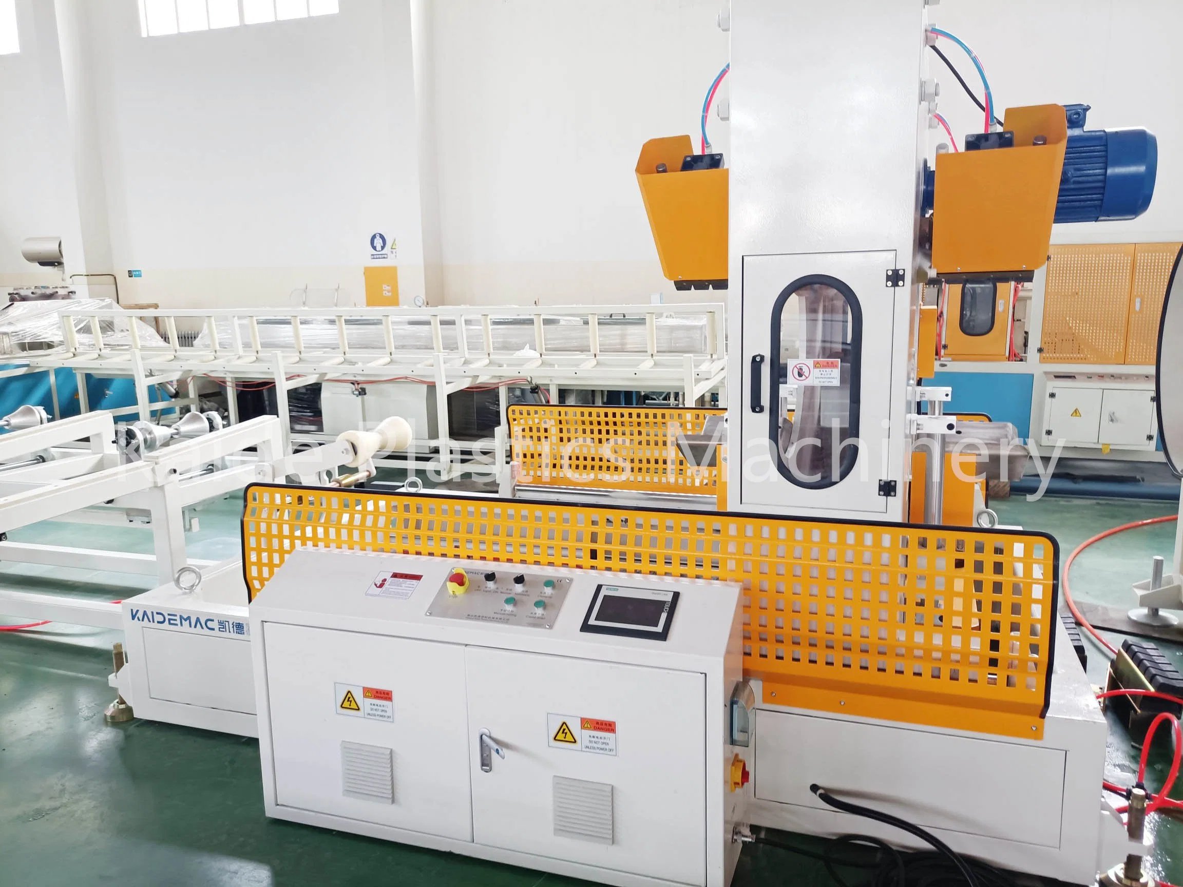 Plastic Pipe Making Machine HDPE 630mm Pipe Production Line for Producing Urban Gas Pipes