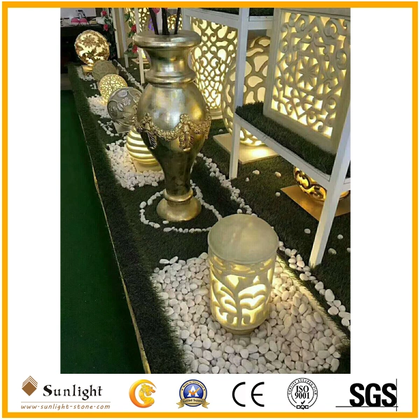 Waterproof LED Sculpture Stone for Home or Garden Decoration