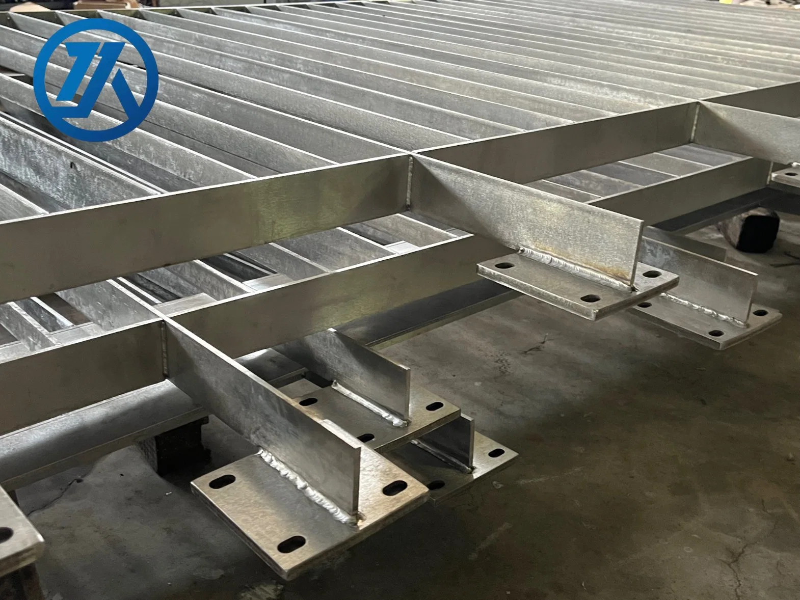 Flat Steel Railing Accessories Column Can Be Customized