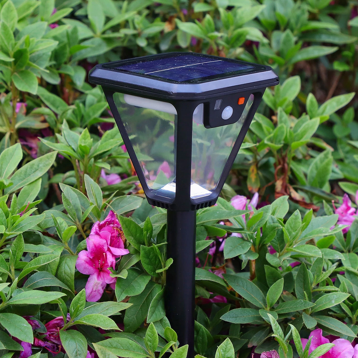 Multicolor Cambio de IP65 Resistente al agua inteligente de la batería La batería de energía solar linterna LED lámpara de fuego al aire libre jardín patio de luz