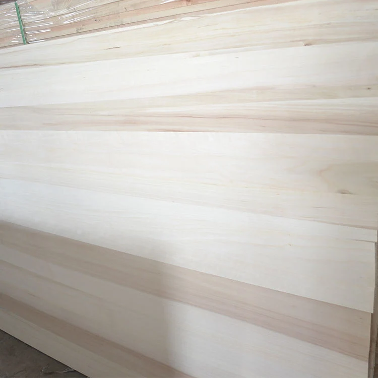 2023 New Design Product Moderate in Hardness and Strength Poplar Wood Timber