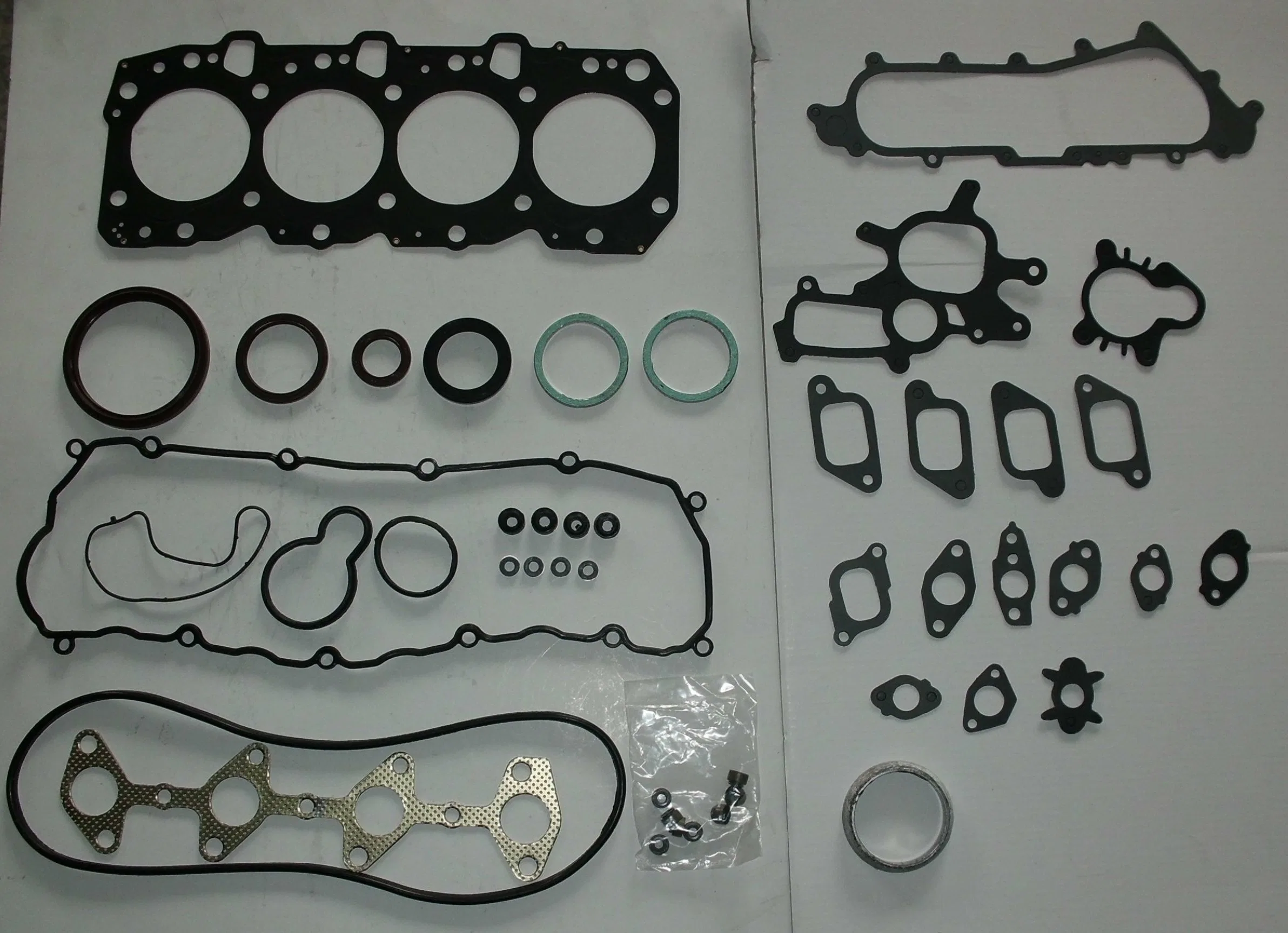 Full Gasket Set 3.0 Diesel Engine 1b 3b for Toyota Coaster/Dyna/Land Cruiser/Toyo-Ace 3.0 1b 2b 3b Cylinder Head Gasket