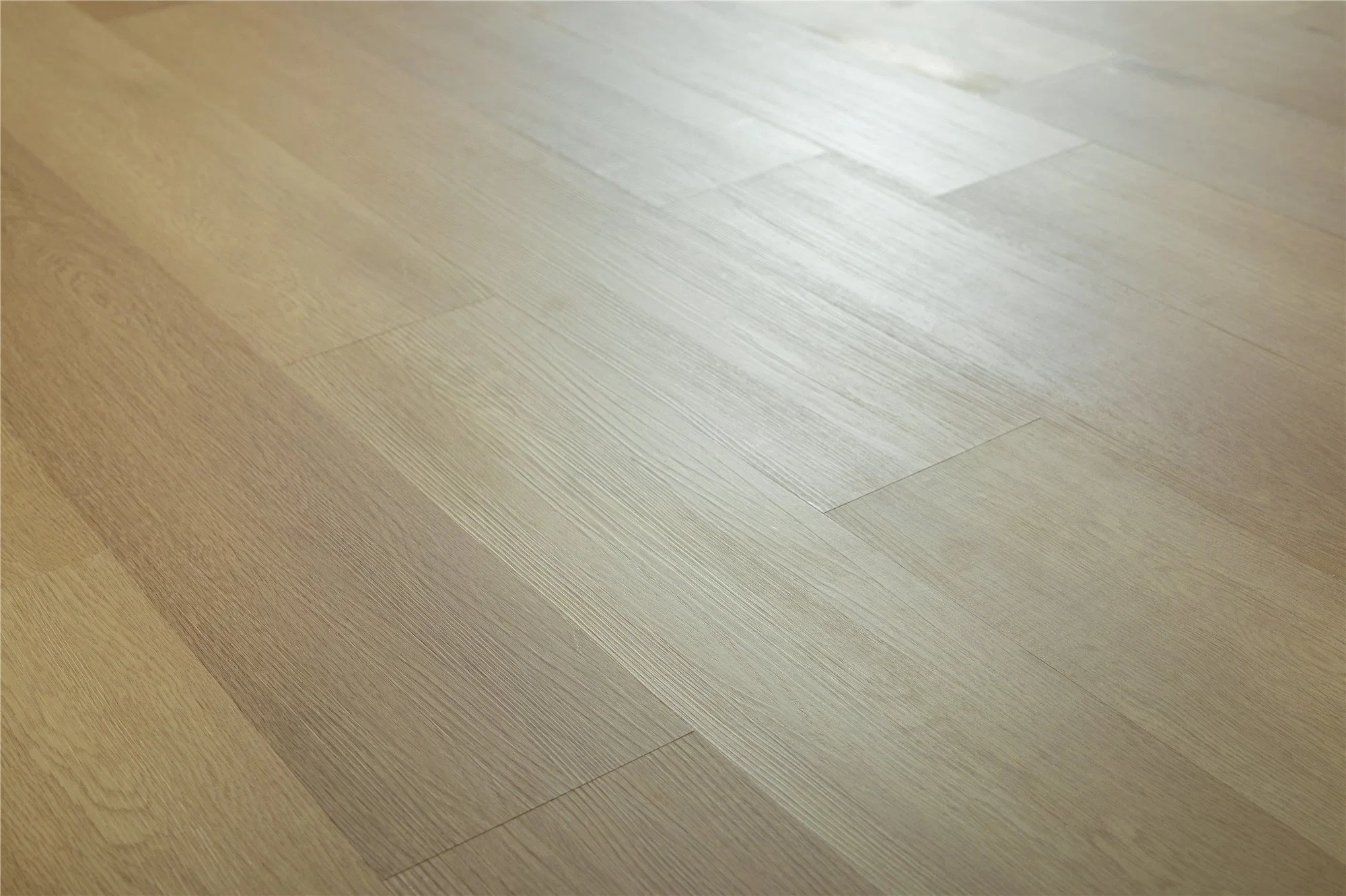 Wear Resistance New Style Multilayer Plywood 2mm Top Layer Elastic Wood Flooring