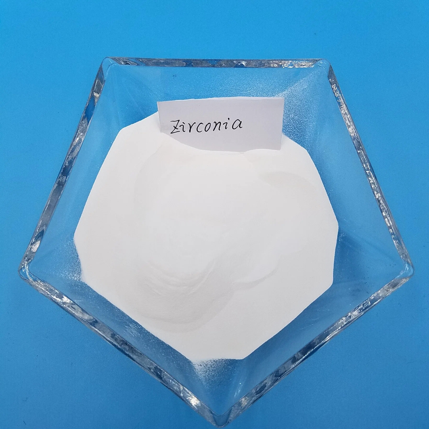 Suoyi 5y 8mol Yttrium Stabilized Zirconia Powder for Spraying