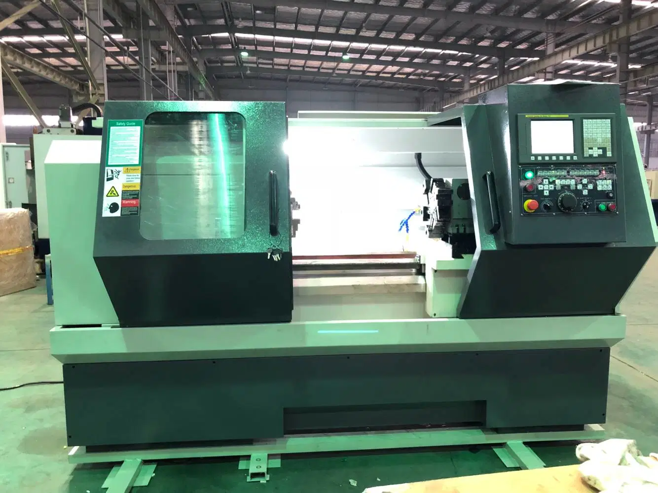 Automatic CNC Metal CNC Lathe for Metal Cutting Ck6150b CNC Flat Bed Lathe