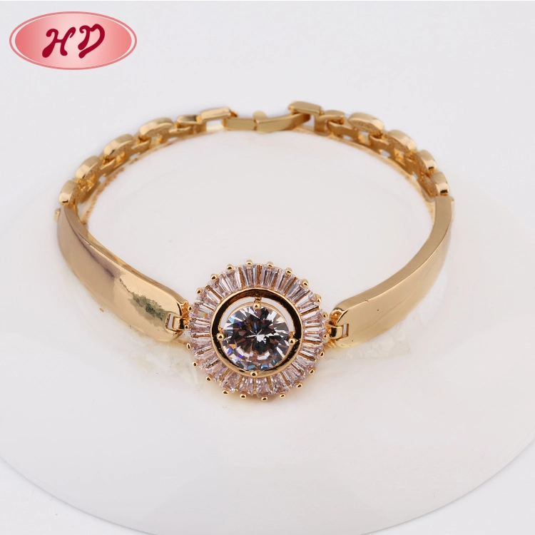 Hot Selling Fashionable Costume Jewelry Gold Color CZ Charm Bracelet