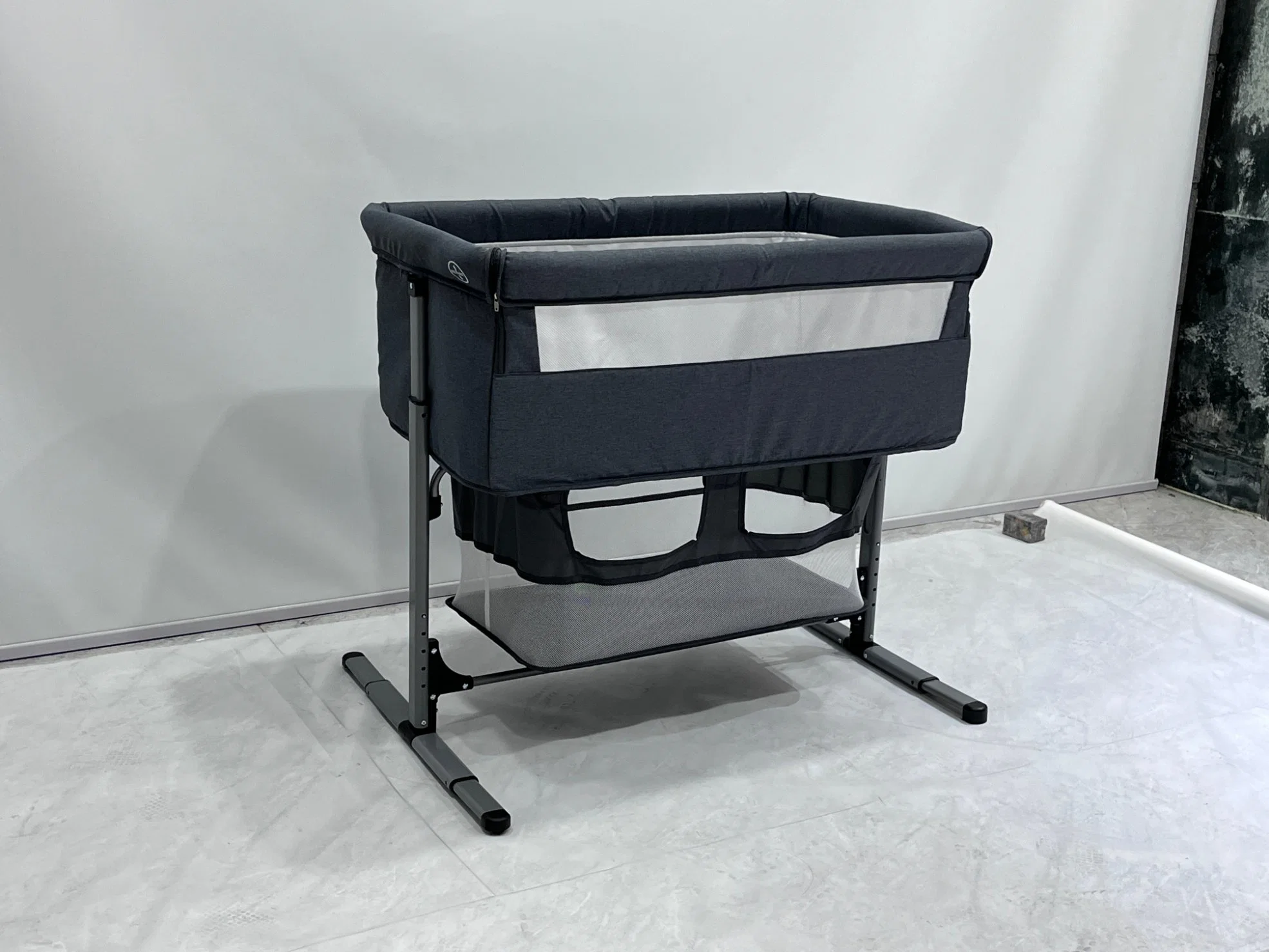 Folding Portable Baby Bassinet Bedside Baby Crib