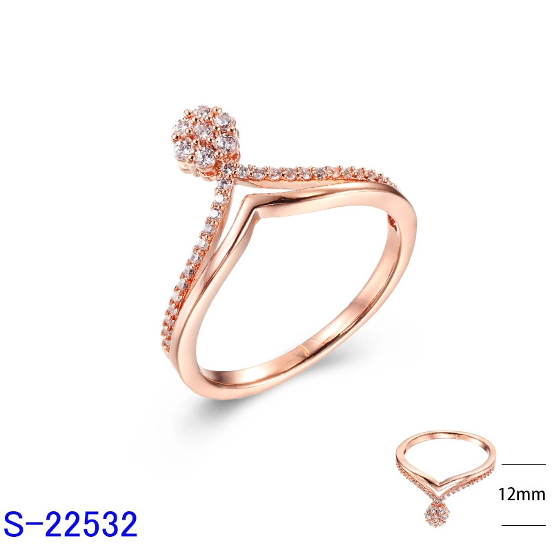 Commerce de gros 925 Sterling Silver Fashion Zirconia Cubique de cuivre en laiton bijoux Anneau pour les femmes