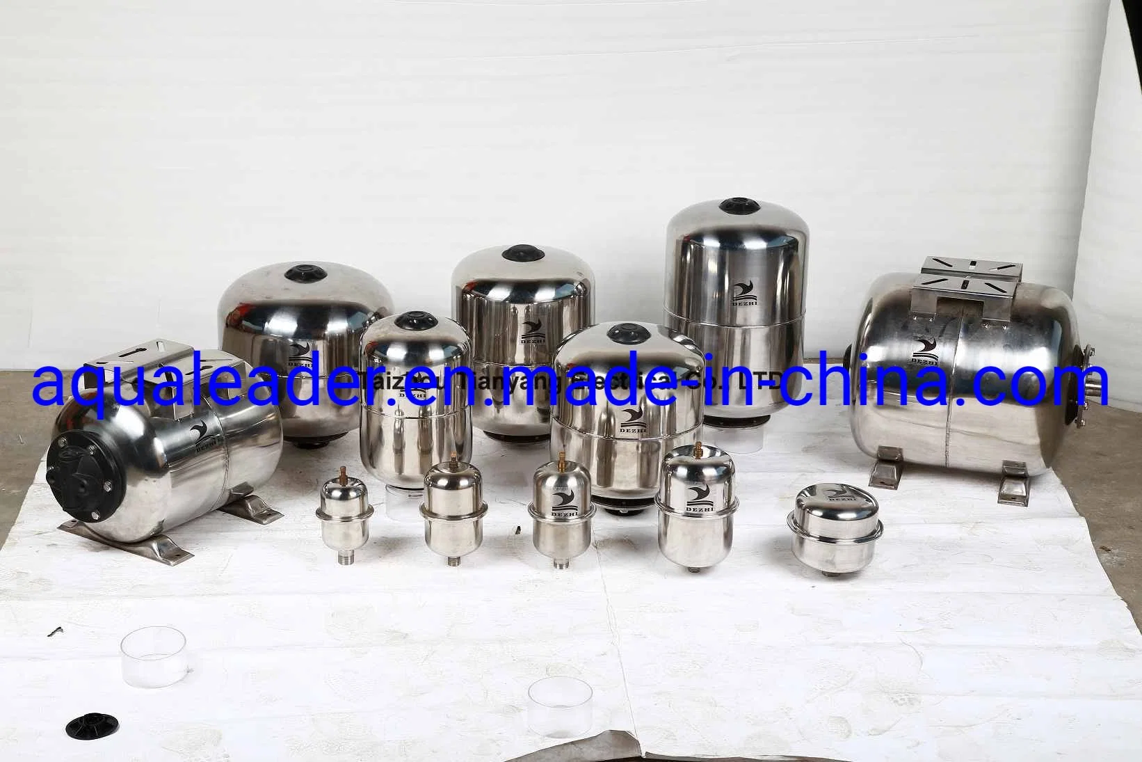 Vertical Type Stainless Steel Pressure Tanks for Auto Water Pumps