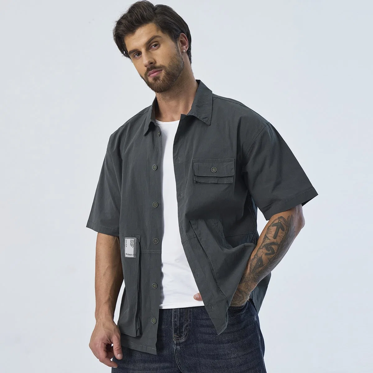 Custom Grey Cargo Pocket Collar Down Short Sleeve Men Shirts