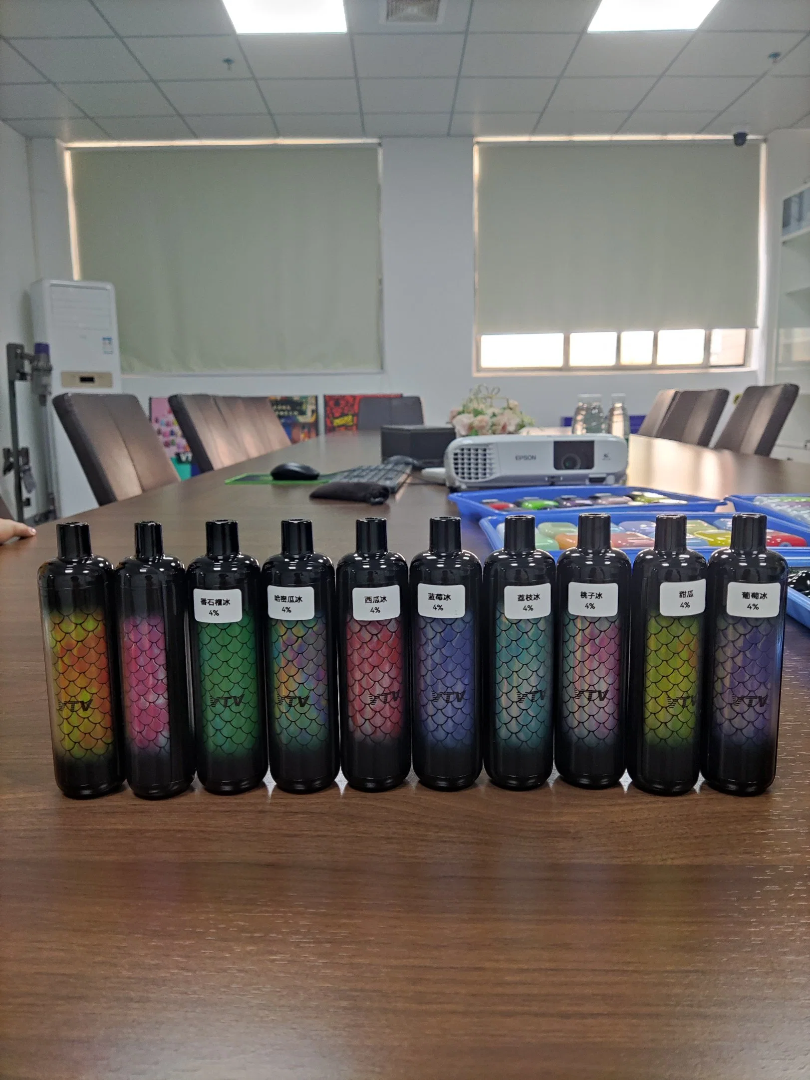 Fábrica de Shenzhen Vtv 2500 Puffs Vape descartáveis Pod vaporizador de dispositivo