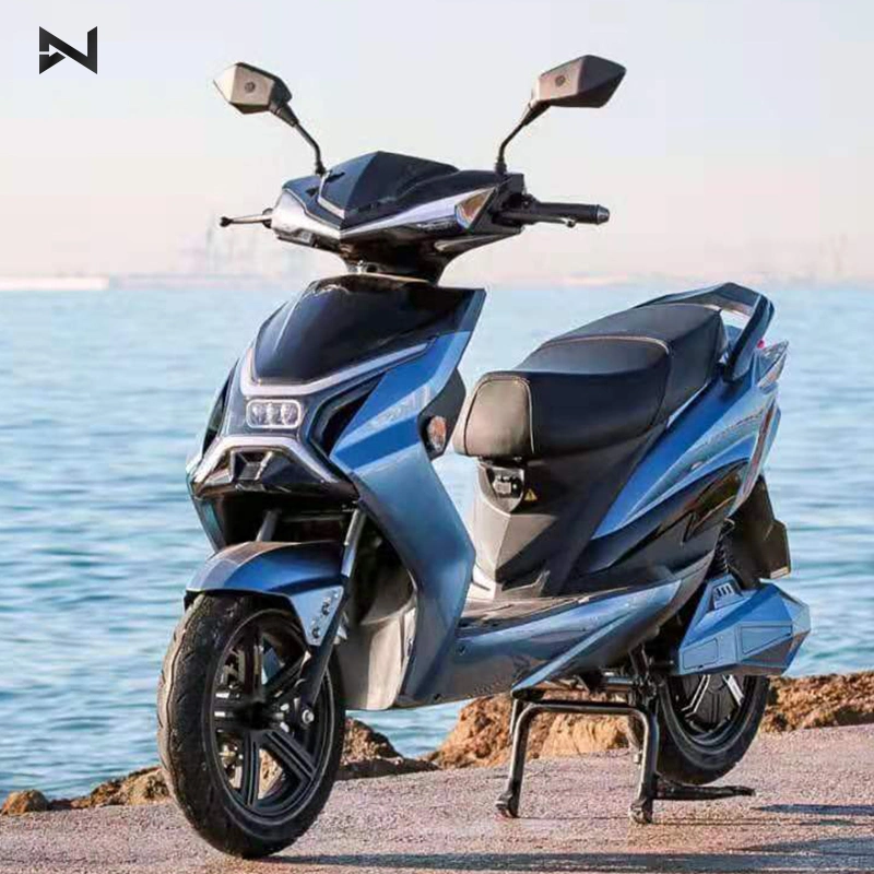 Modelo CEE Sport Scooter eléctrico y moto