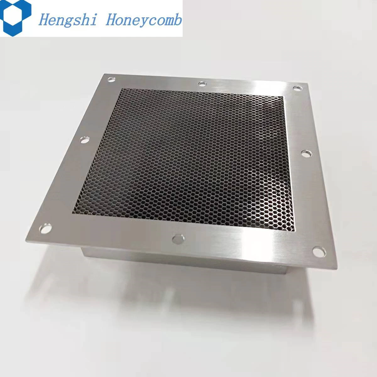 Manufacturer Directly Supply 3.2mm High Temperature Vacuum Brazing Honeycomb Shielding Waveguide for Shielding Room