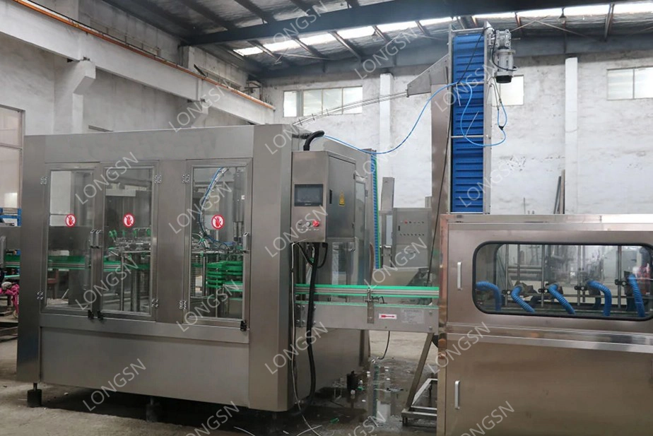 Fácil instalación automática Tin lata suave Carbonato agua potable y espumoso Línea de producción de máquina de embalaje de llenado