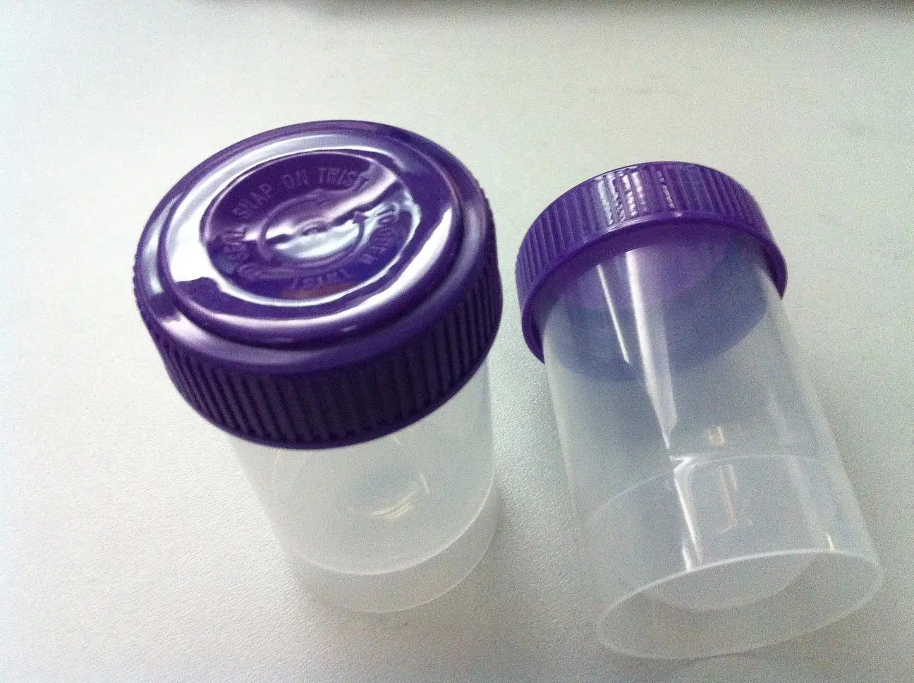 OEM Available Soft Quality 40ml Specimen Cup