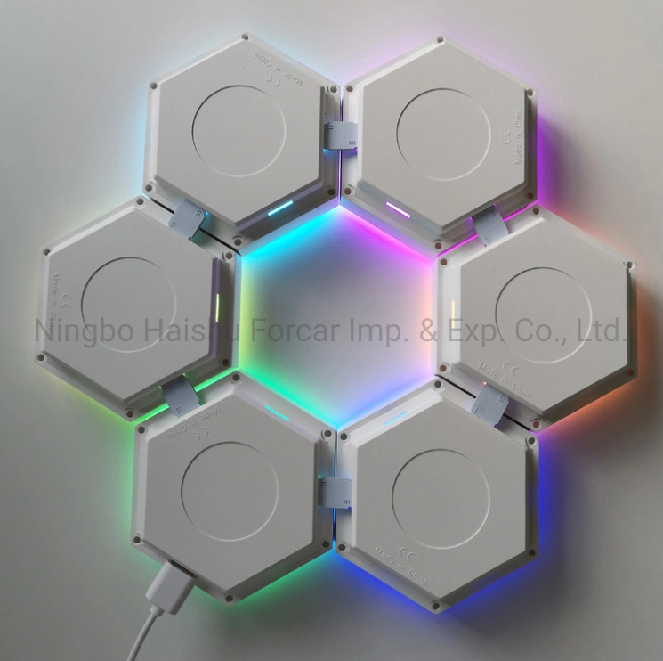 La novedad Home iluminación nocturna con Quantum hexagonal Modular Táctiles inteligentes Lámpara de luz de pared con el adhesivo y el imán del interruptor de contacto Contacto