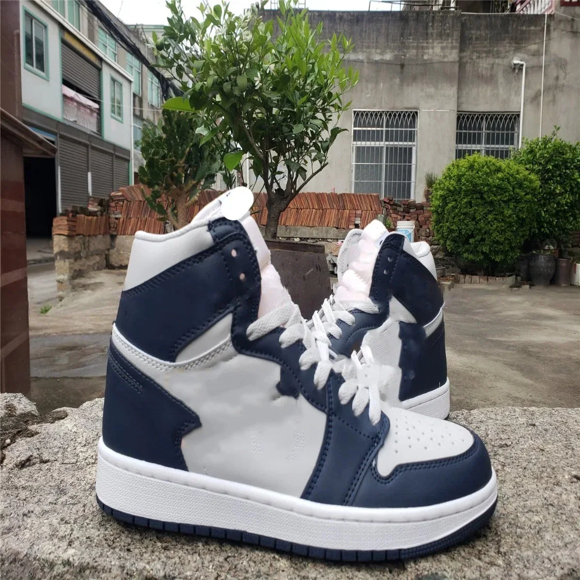 Wholesale/Supplier 5A Men Women Air Jor-Dan 1s 3m Reflect Light Trophy Room Warriors Putian Shoes