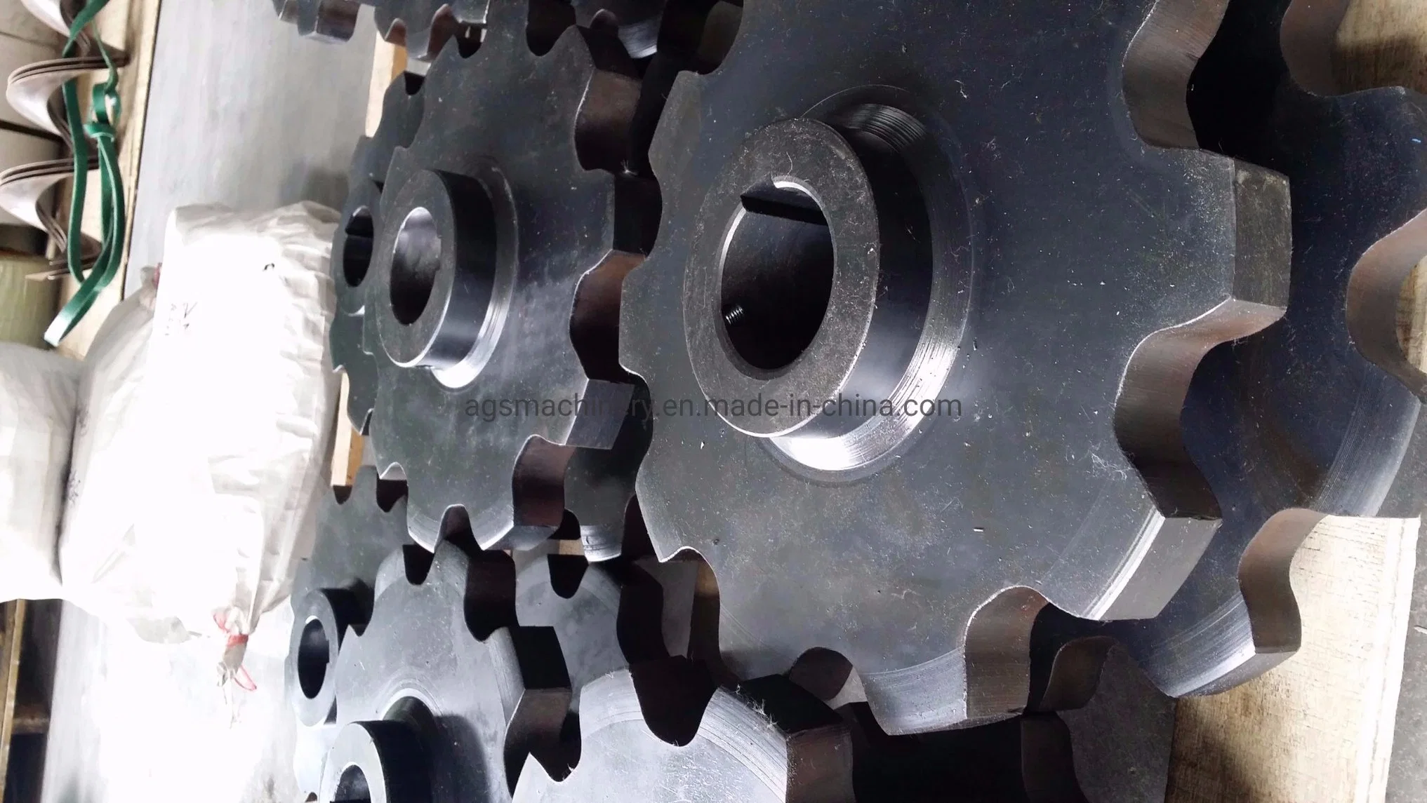 Customized Stainless Steel Sprocket for Agriculture Chain Europen, ANSI, ISO Standard