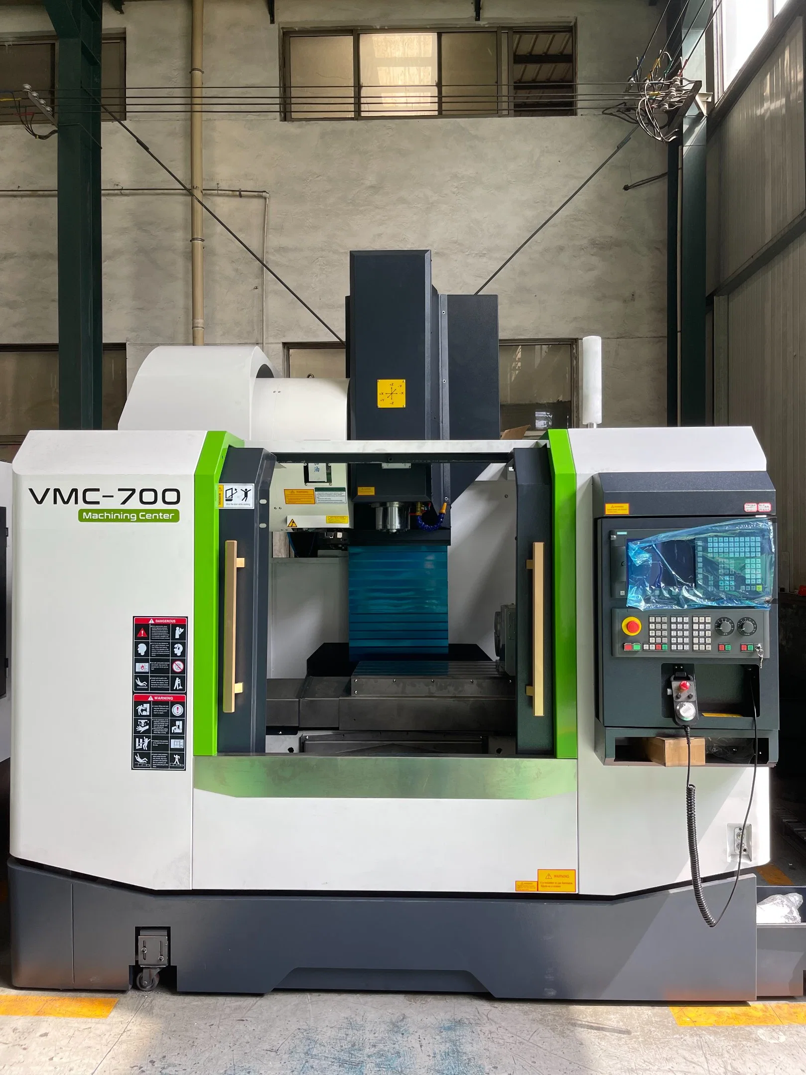 CNC Milling Machine Vmc700 Fanuc Control System Vmc850 Vmc1160