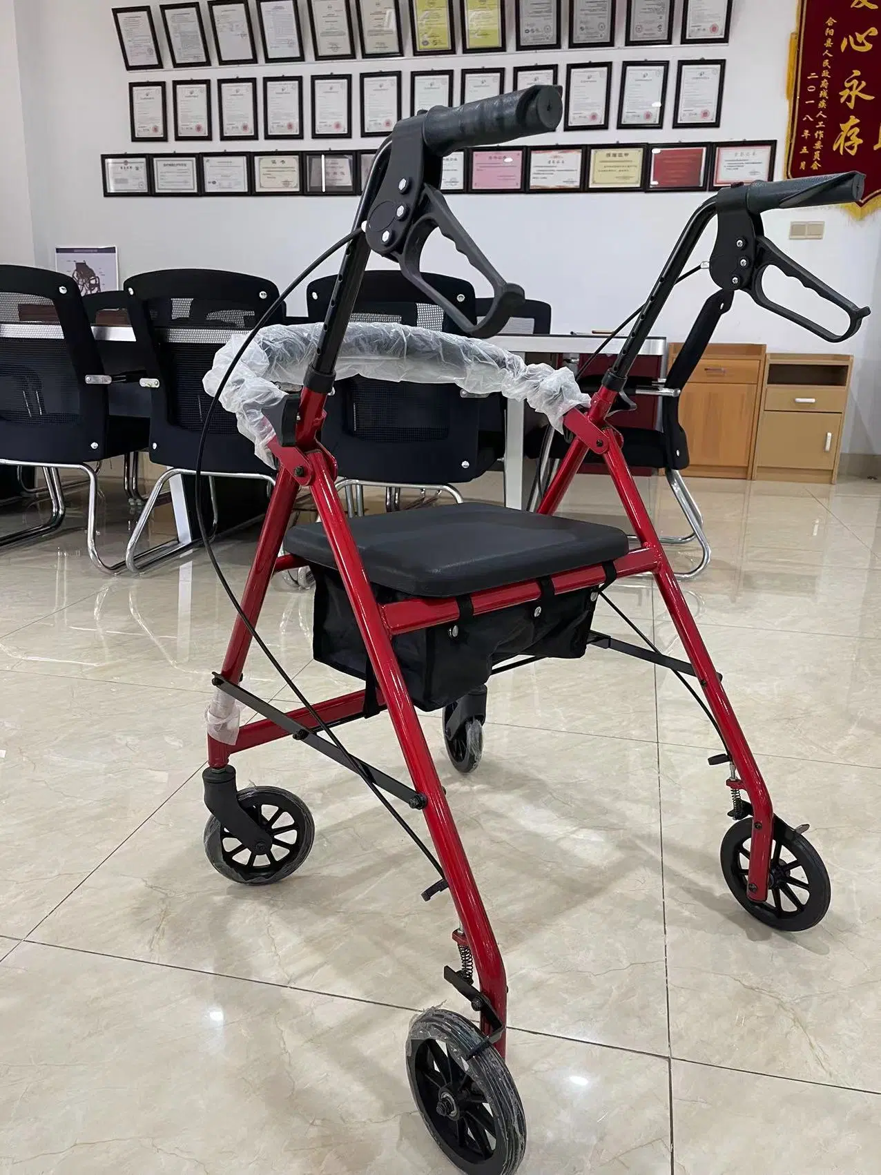 Manufacturer of Disabilities Equipments Rollator Crtuch Aluminum Walker Cane for The Disabled