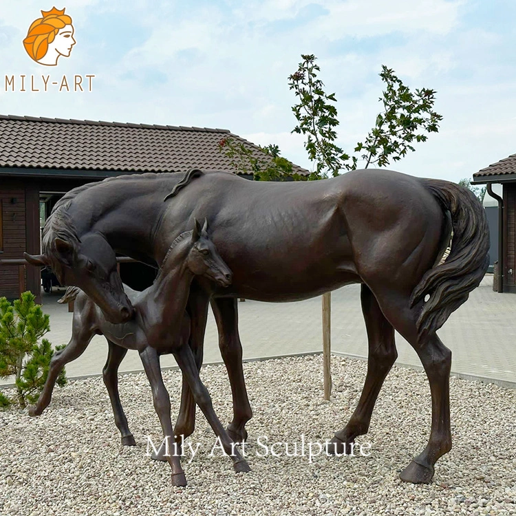 Real Casting Metal Escultura Animal Bronce Mare y Foal Horse Estatua