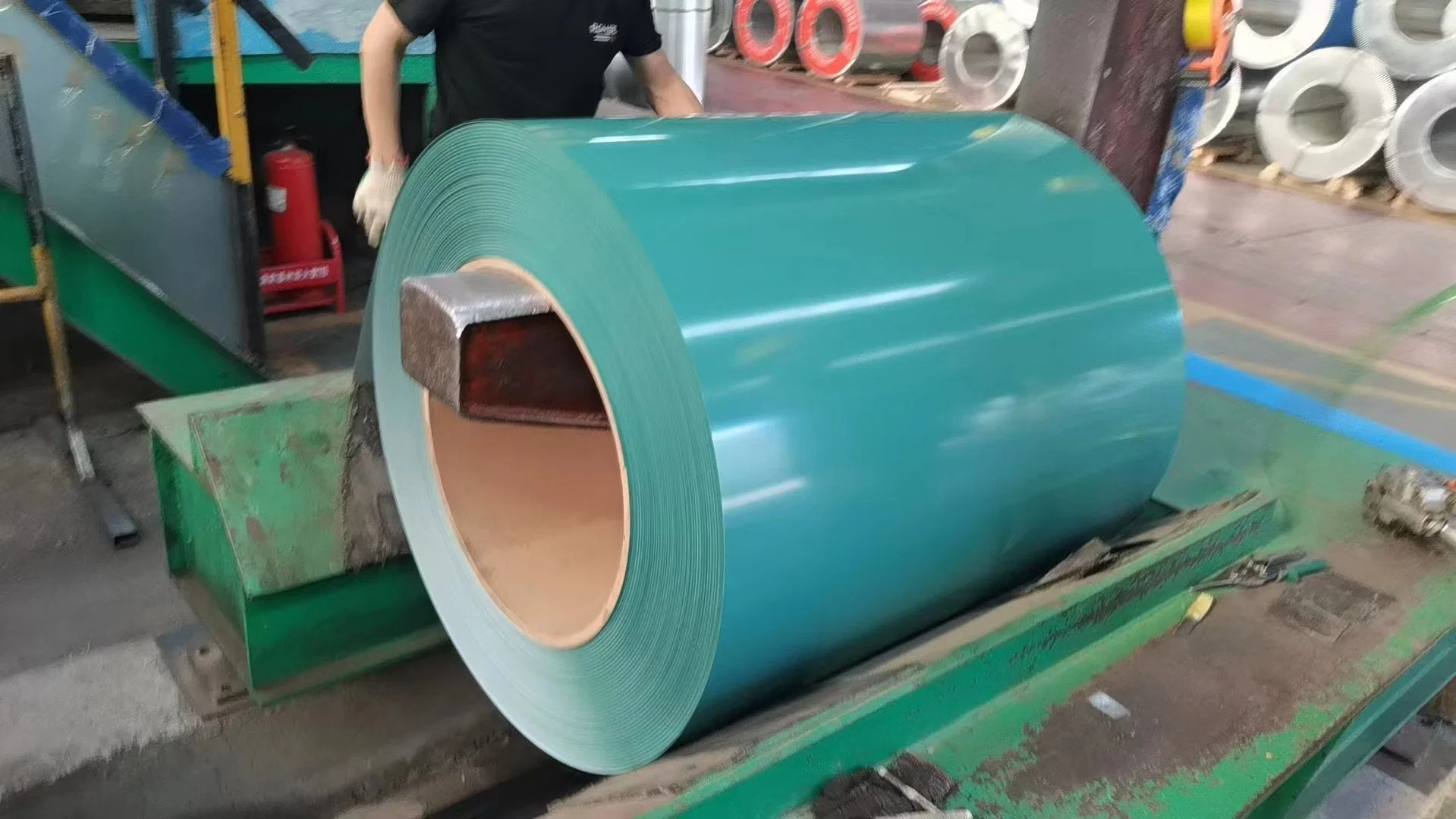 PPGL Prepainted Prime Hot/Cold Rolled Color/Colour Stainless Steel Iron Coil Pre Color Coated Galvanized Metal 3D PPGI Price Roofing Coil