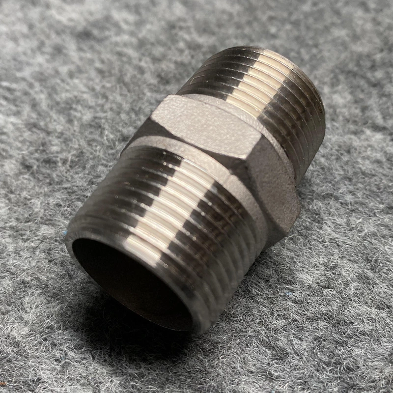 Stainless Steel Plumbing/Pipe Fittings/Sanitary Fittings/Hardware/Valve Body/Pump Accessories/Thread Fitting as Connector Hardware