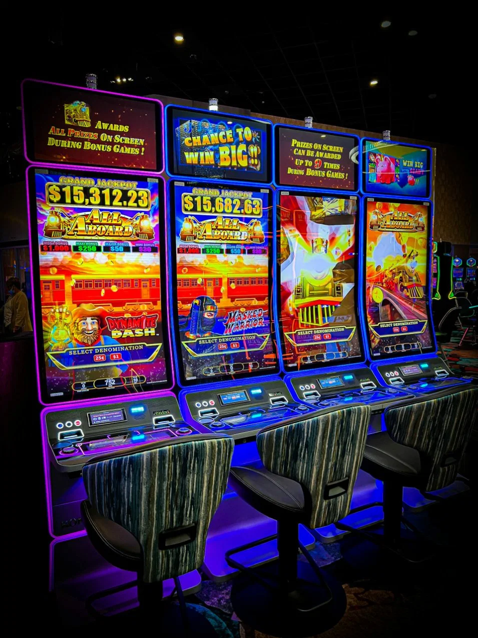 15 rondas y 5 Linemulti Skill Games Board 9 in 1 vertical Buffalo Slots Video Juego Hot Sale Factory Direct Máquina de monedas de ranura 17 Juegos en 1 Casino máquina de ranura