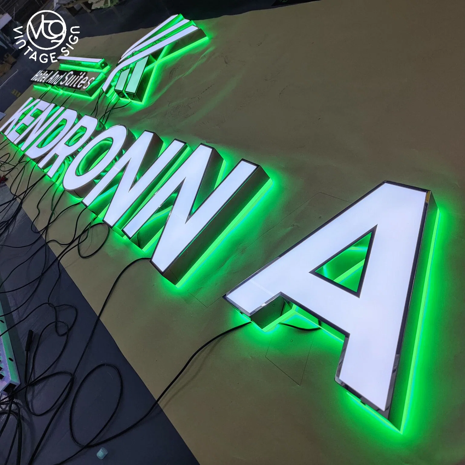 3D Letter Lights Acrylic Backlit Letter Electronic Sign