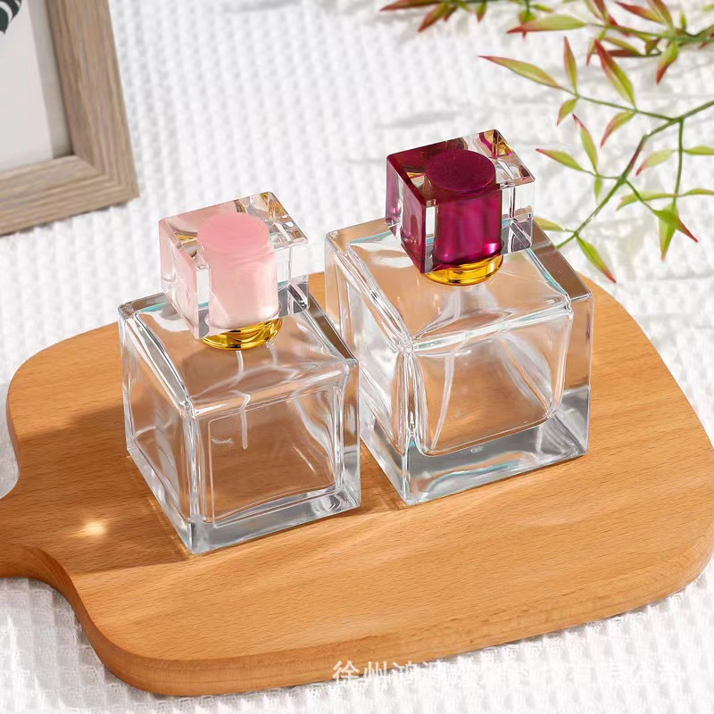 Wholesale/Supplier Luxury 30ml 50ml 100ml Clear Empty Square Shaped Glass Spray Perfume Bottle