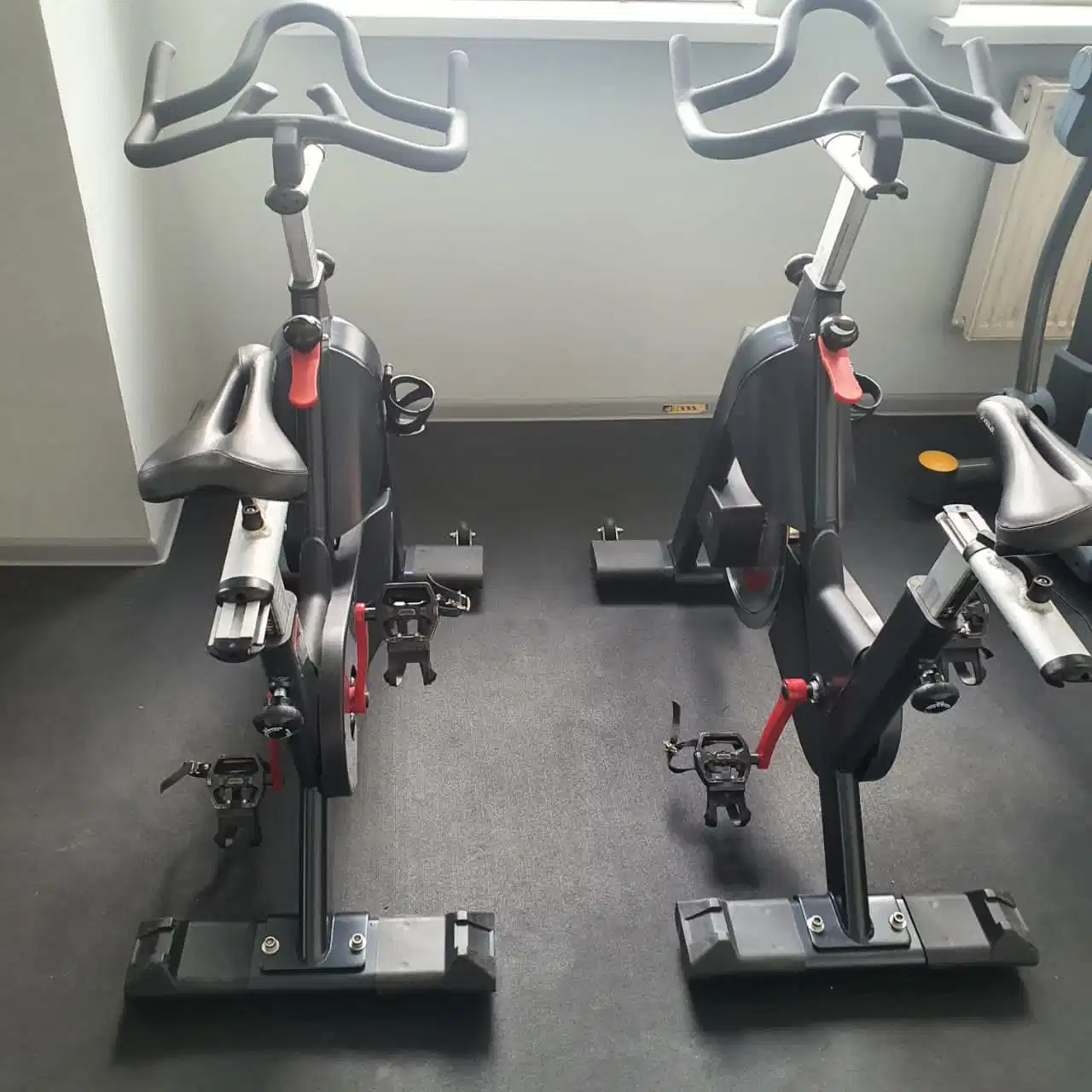 Fitness Indoor Bike Tz de fricción con CE Nuevo Tz-7020