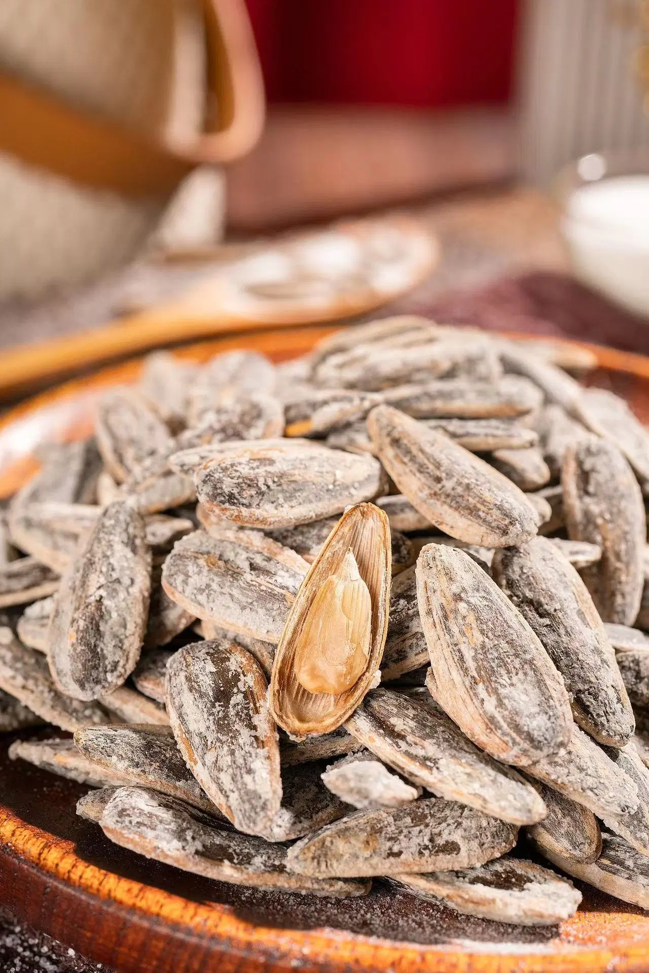 Wholesale/Supplier Chinese Famous Brand Qiaqia Food Roasted Sunflower Seeds