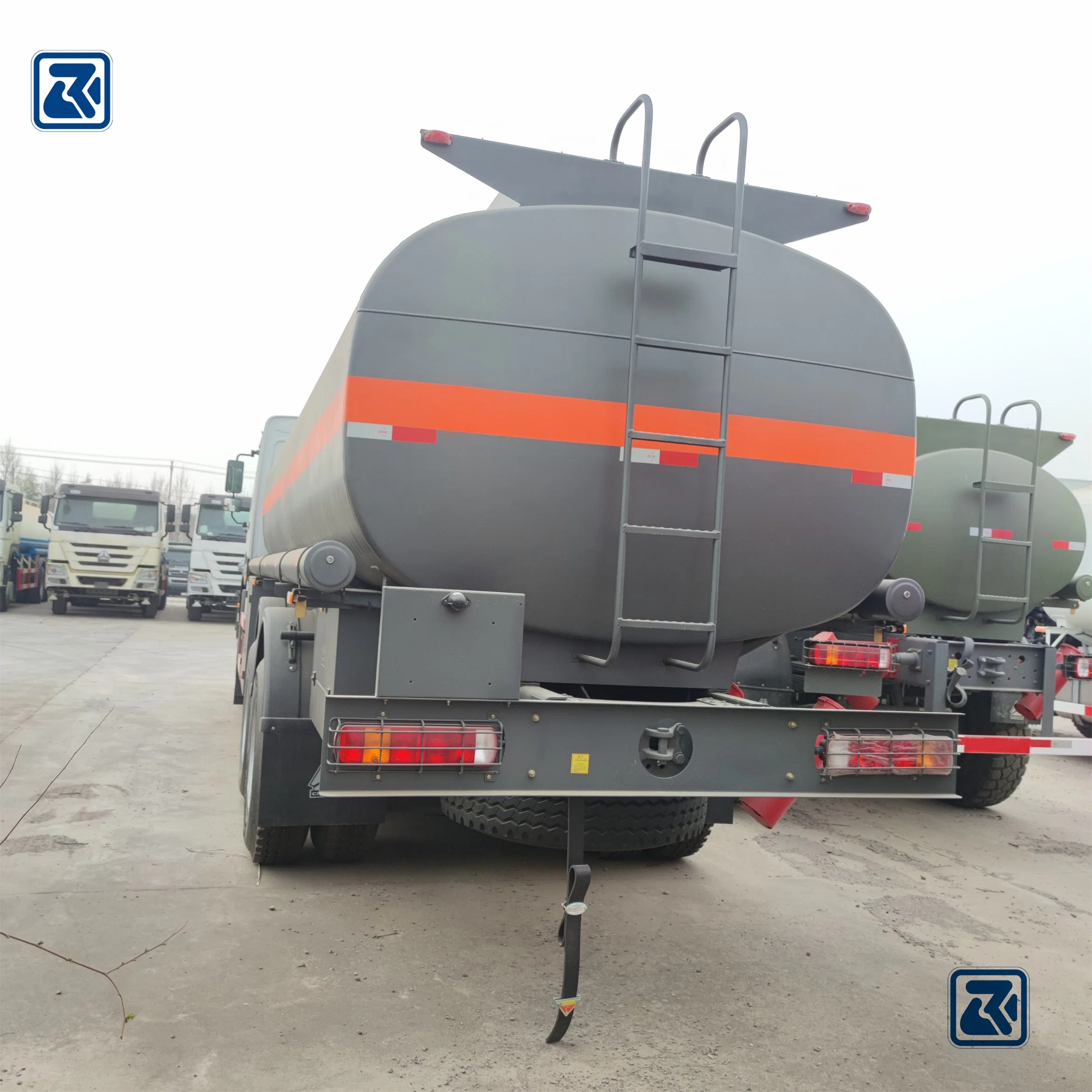 China HOWO Fuel/Oil/Water 10-20ton New Tanker Truck