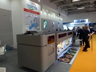 3.2m Hybrid UV Printer for Banner Vinyl Mesh PVC Wood Glass Acrylic