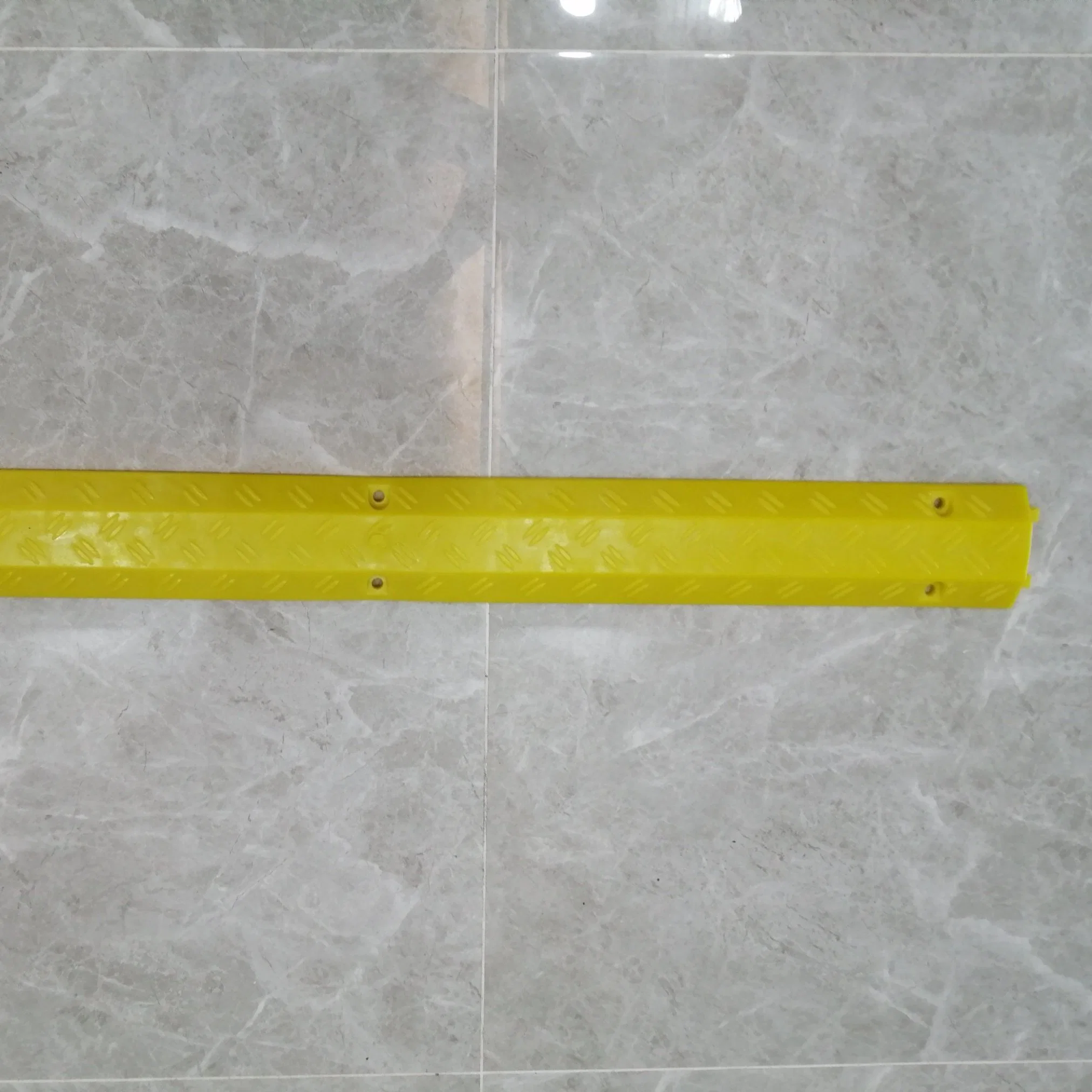 Floor Plastic Yellow Electric Wire One Channel Cable Protector