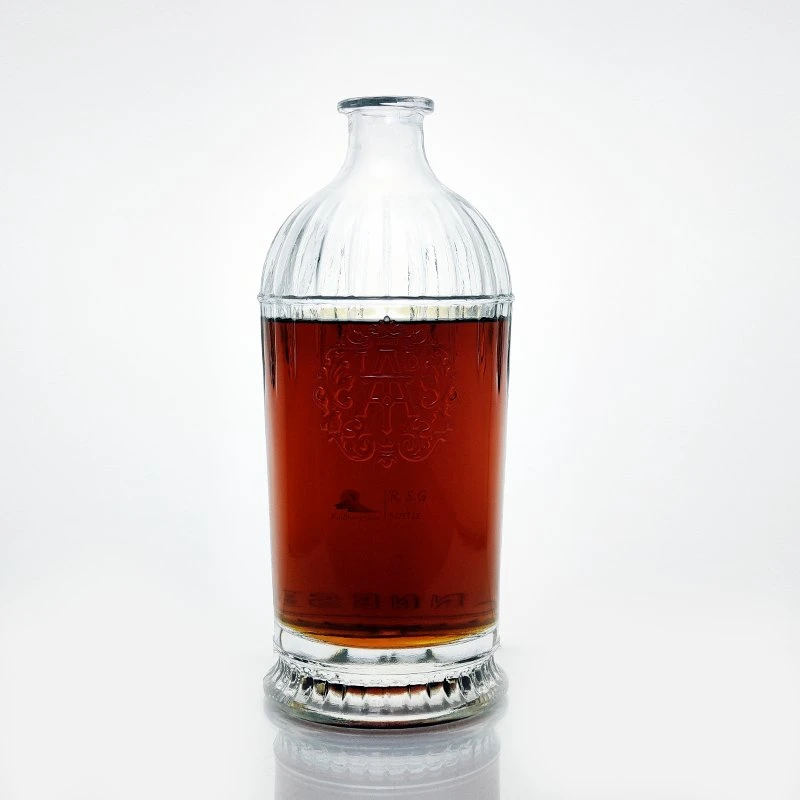 Custom 500ml 700ml 750ml Glass Bottle Clear Empty Glass Bottles Vodka Whisky Brandy Glass Containers